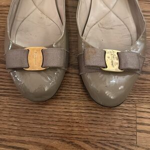 Salvatore Ferragamo Grey Patent Ballet Flats